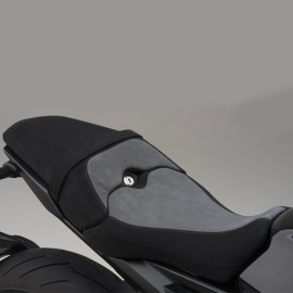 08F76-MKJ-E50 + 08F77-MKJ-E50 : Alcantara Seat Pack Honda 2021 CB1000R